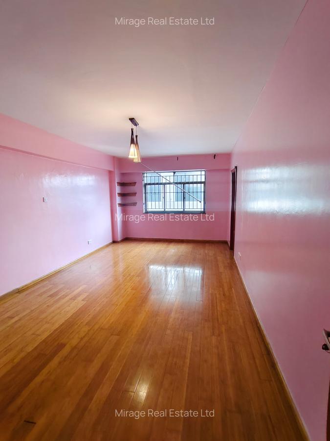 4 Bed Apartment with En Suite in Kilimani - 18