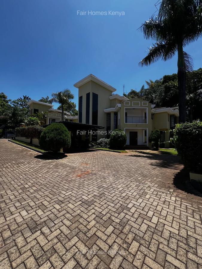 5 Bed Townhouse with En Suite at James Gichuru - 1