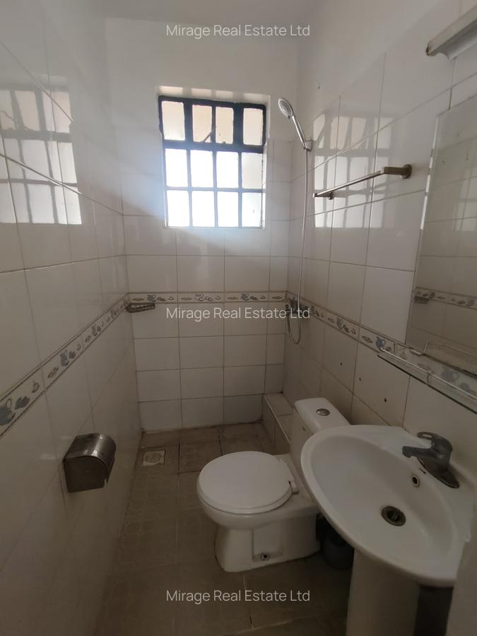 4 Bed Apartment with Swimming Pool in Kileleshwa - 4