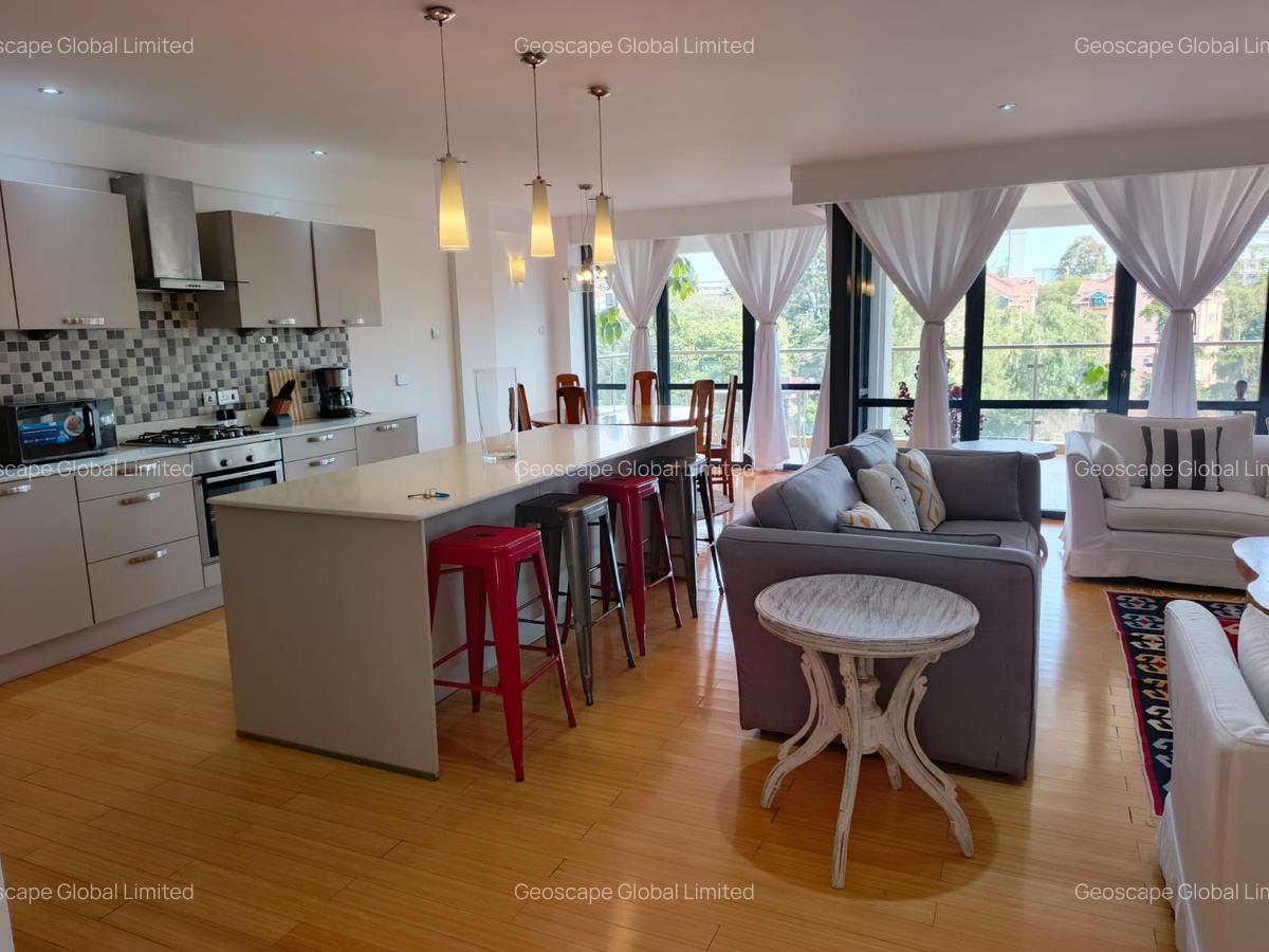 Serviced 3 Bed Apartment with En Suite in Brookside - 12