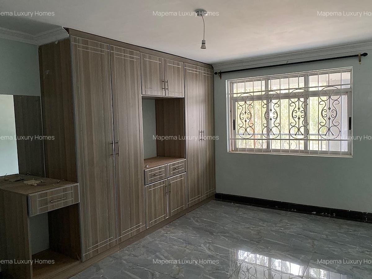 3 Bed Apartment with En Suite at Marist Road - 9
