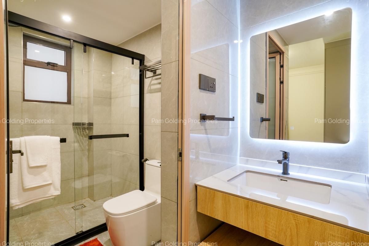 Furnished 3 Bed Apartment with En Suite at Riverside Drive - 17