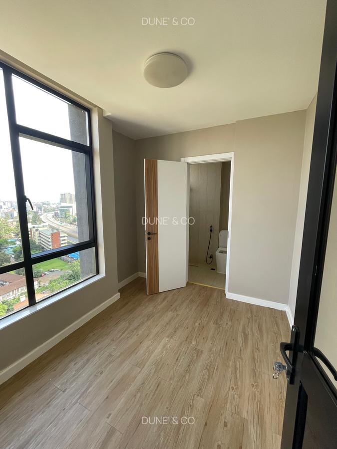2 Bed Apartment with En Suite in Westlands Area - 9
