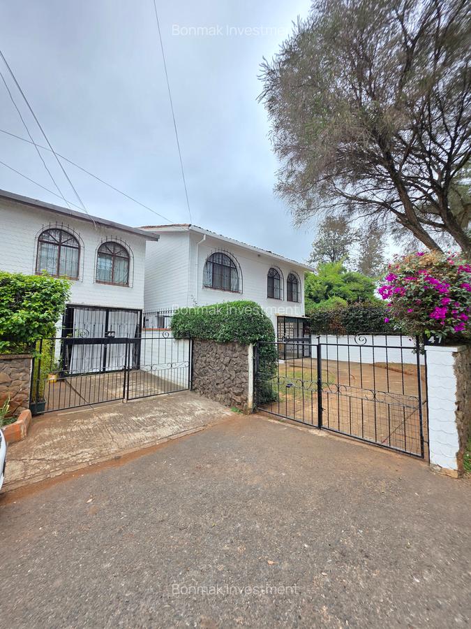 4 Bed Townhouse with En Suite at Lavington-Valley Arcade - 1