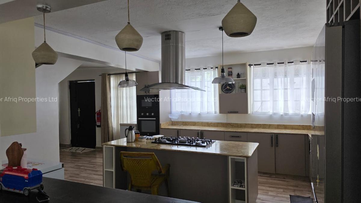 5 Bed Townhouse with En Suite in Kitengela - 8