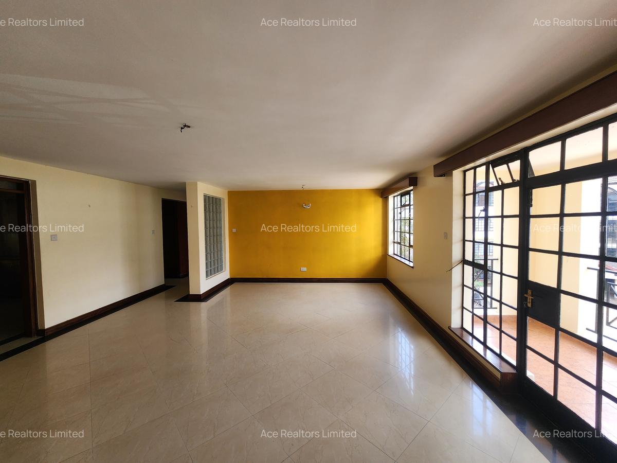 3 Bed Apartment with En Suite at Valley Arcade - 3