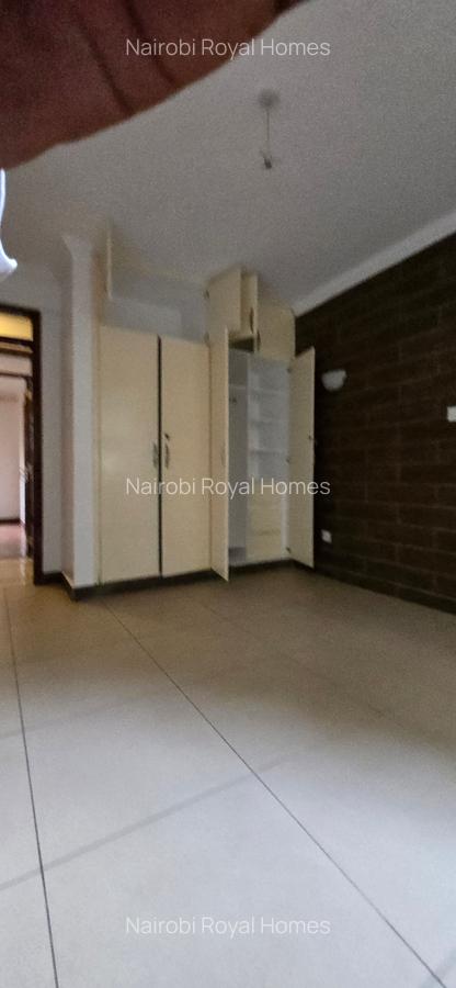3 Bed Apartment with En Suite at Valley Arcade - 15