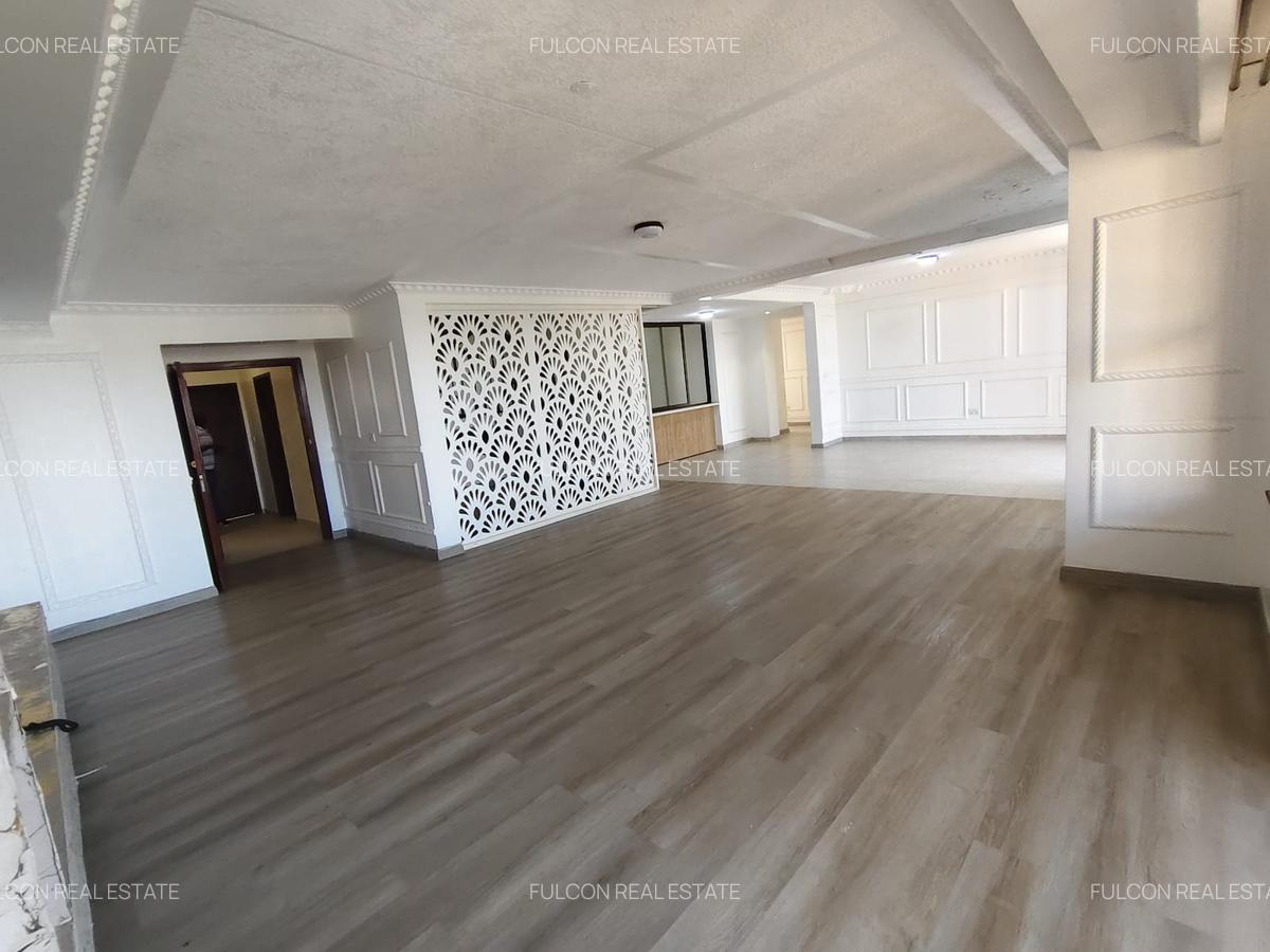 5 Bed Apartment with En Suite in Kileleshwa - 19