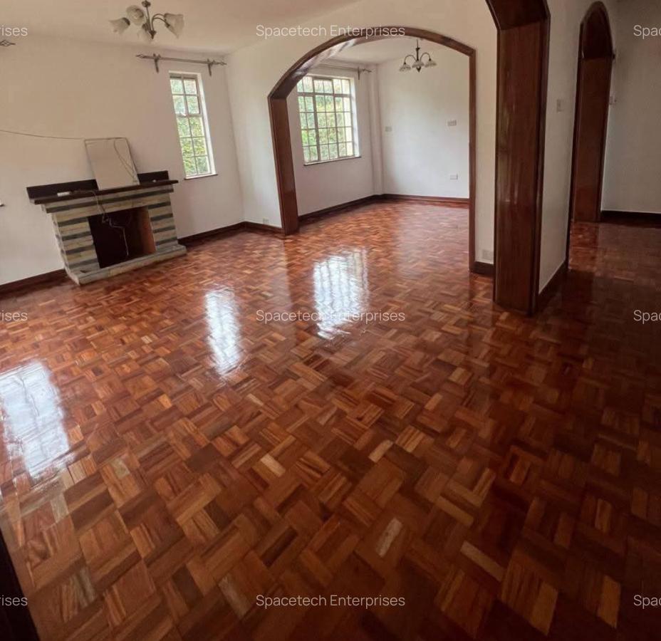 4 Bed Townhouse with En Suite in Loresho - 2