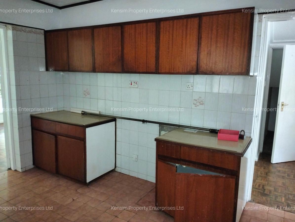 4 Bed Townhouse with En Suite in Kileleshwa - 2