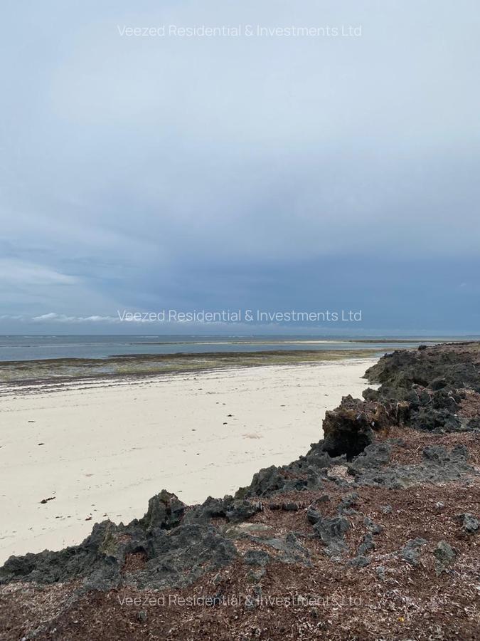 2 ac Land in Bofa - 14