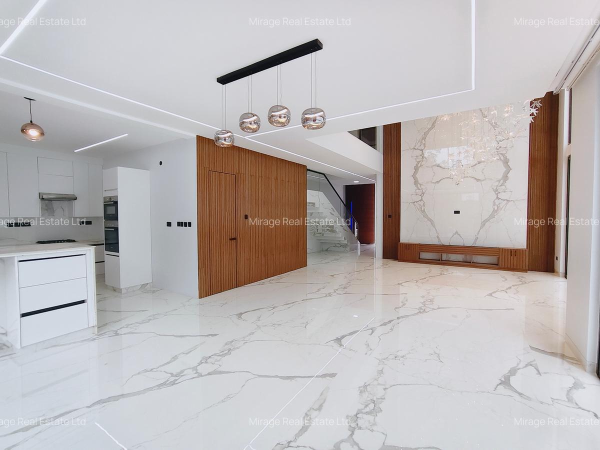 6 Bed Villa with En Suite in Lavington - 15