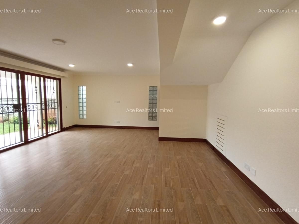 5 Bed Townhouse with En Suite at Shanzu Road - 10