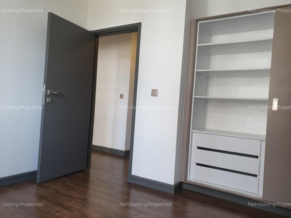 3 Bed Apartment with En Suite at Tilisi - 7