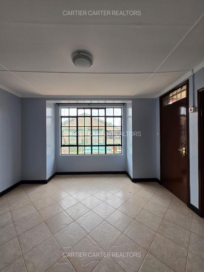 4 Bed Townhouse with En Suite at Ruby Flats Estate - 13