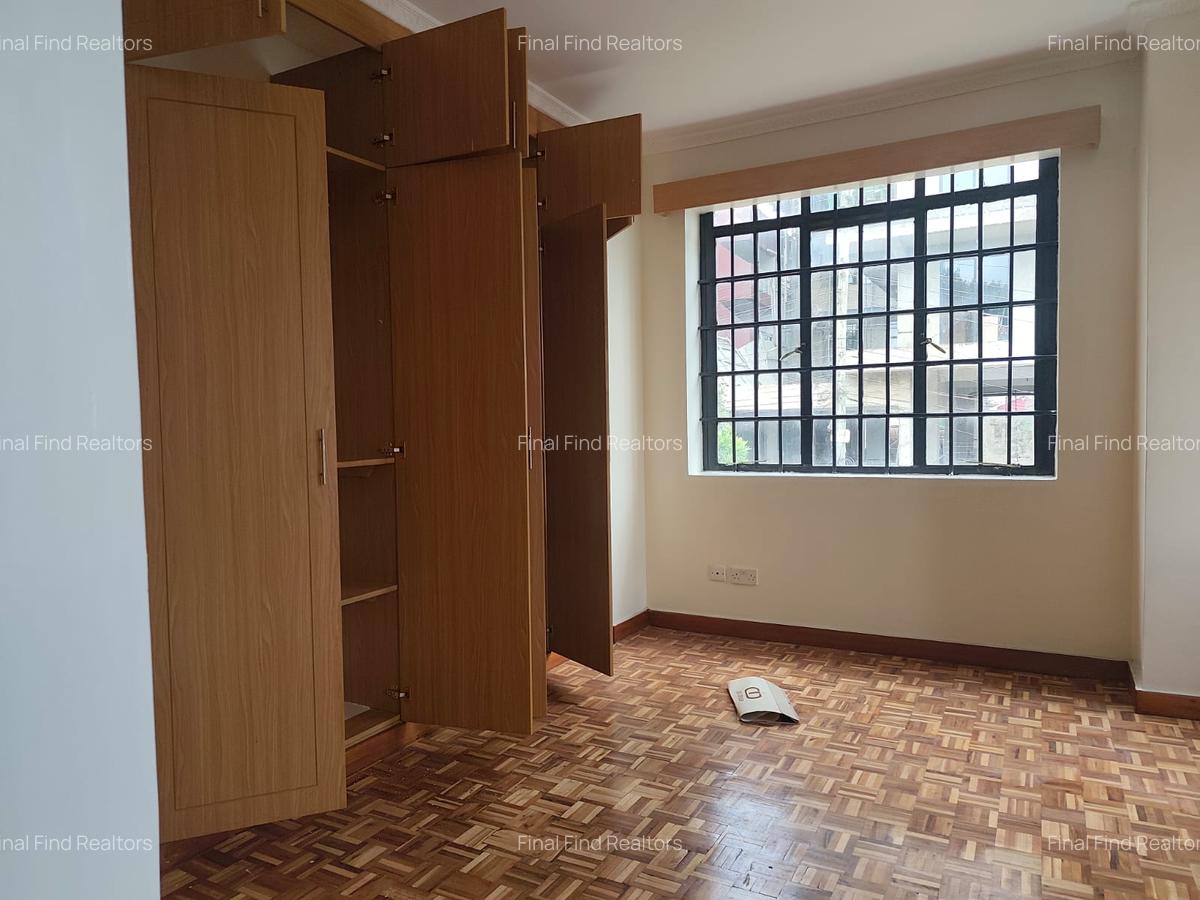 4 Bed Townhouse with En Suite in Kitisuru - 9