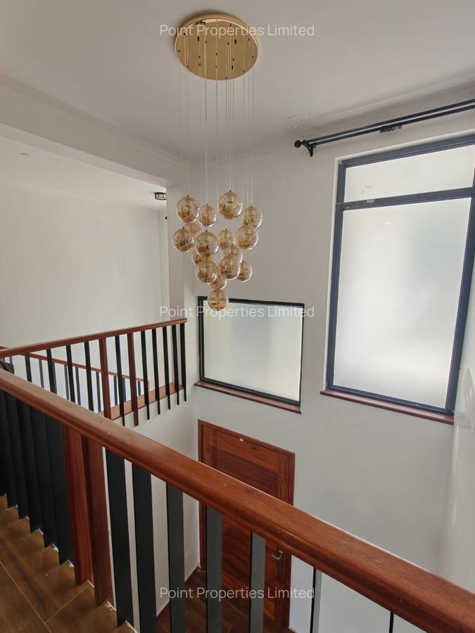 4 Bed Townhouse with En Suite in Karen - 19