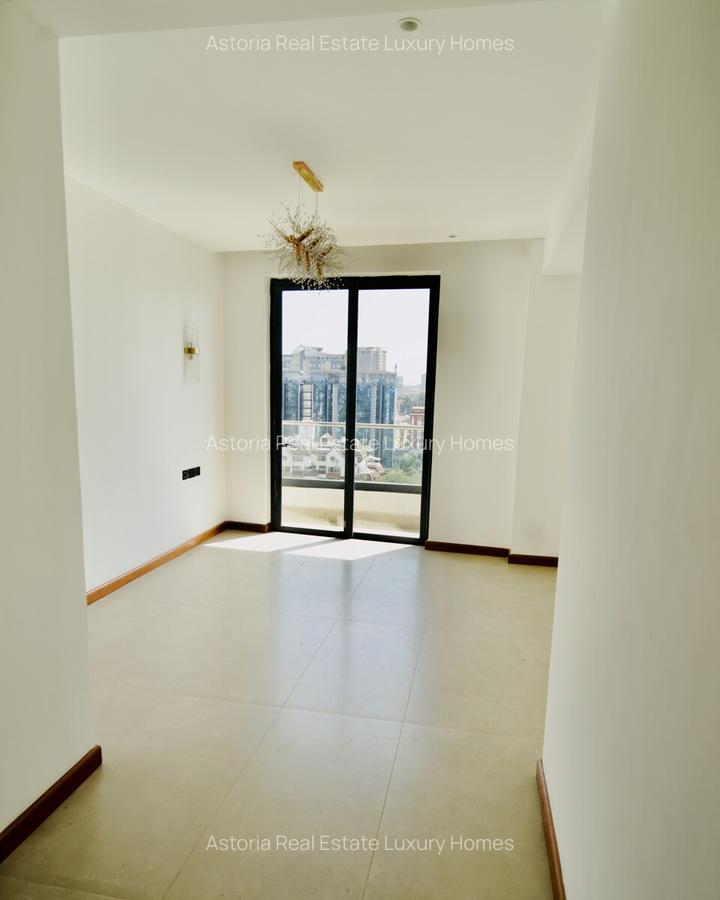 4 Bed Apartment with En Suite at 2026-128 - 12