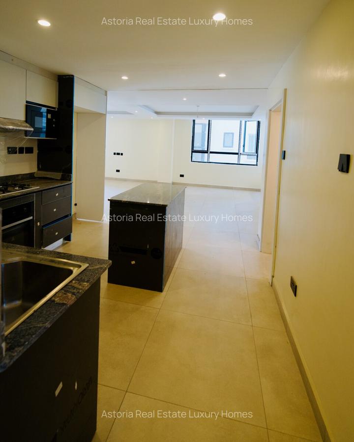 4 Bed Apartment with En Suite at 2026-430 - 5