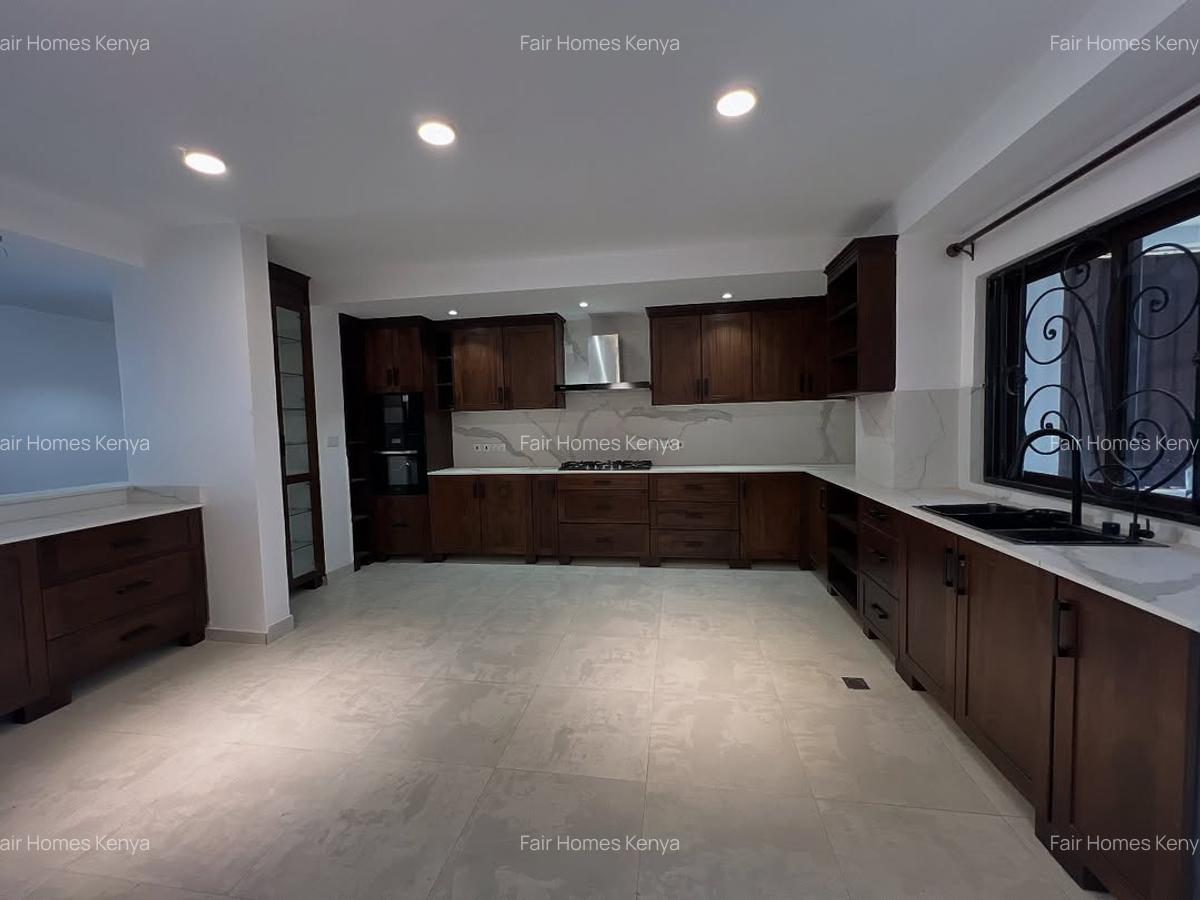 4 Bed Apartment with En Suite at Oloitoktok Road - 2