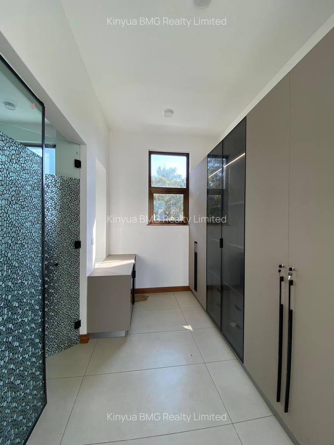 4 Bed Villa with En Suite in Nyali Area - 9