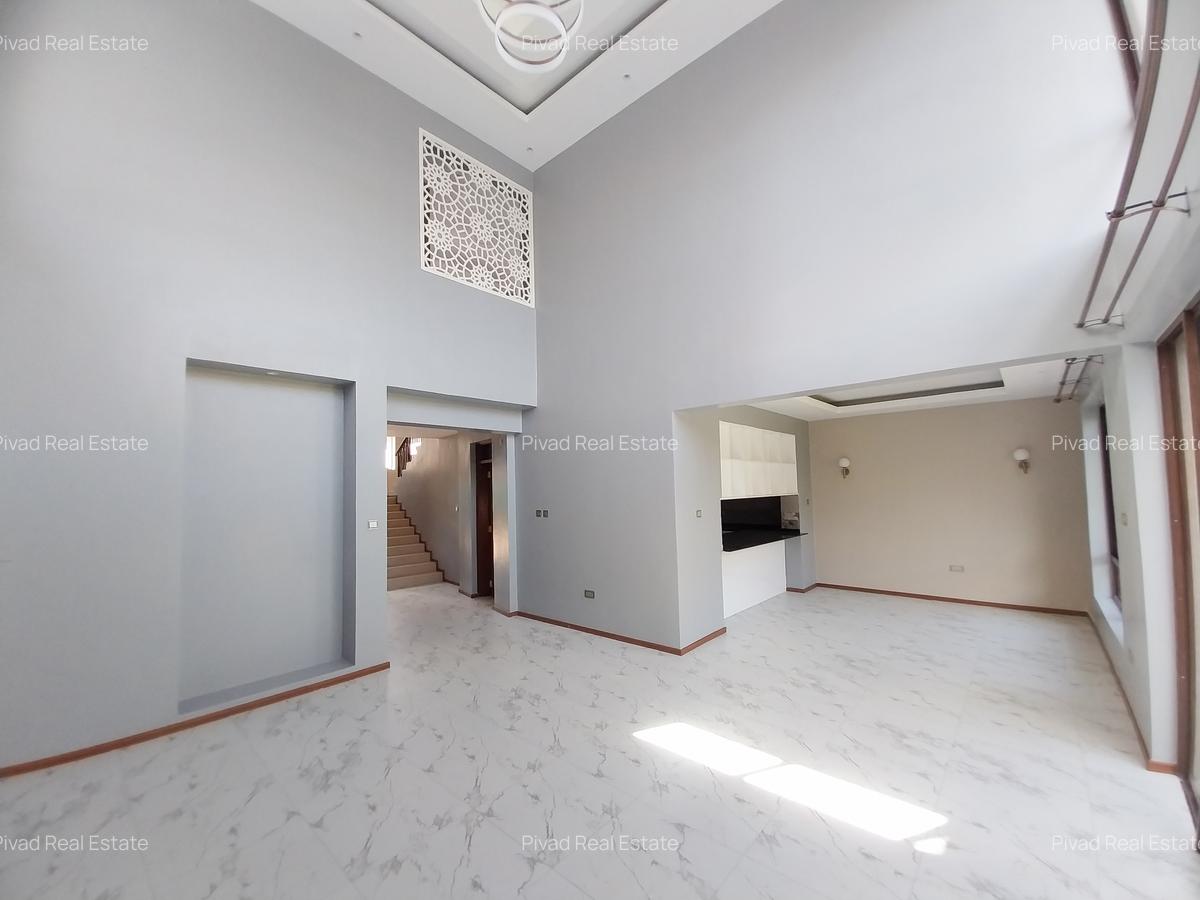 4 Bed Townhouse with Swimming Pool in Runda - 16