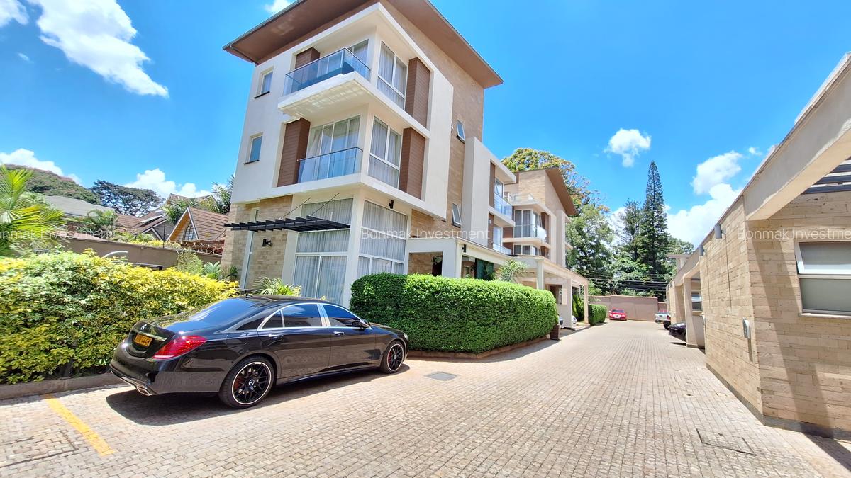 4 Bed Townhouse with En Suite at Karbaserian Avenue - 4