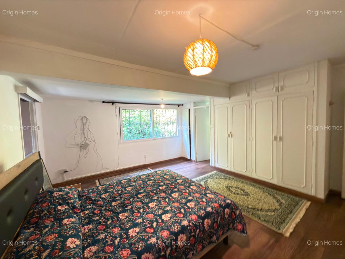 2 Bed House with En Suite at Loresho Crescent - 7