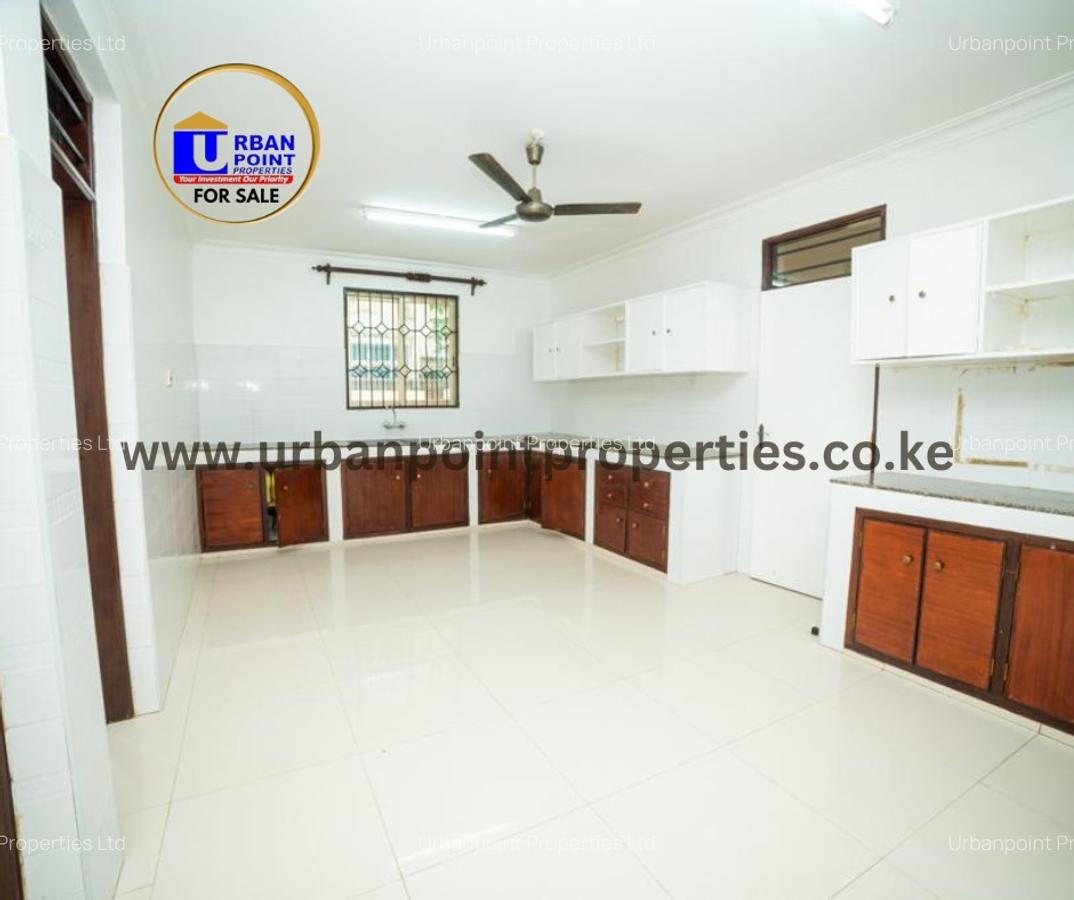 4 Bed Townhouse with En Suite in Shanzu - 4
