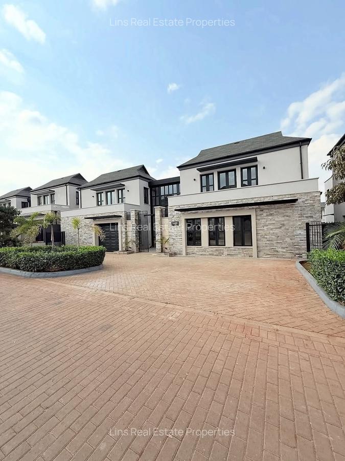 4 Bed Townhouse with En Suite in Runda - 3