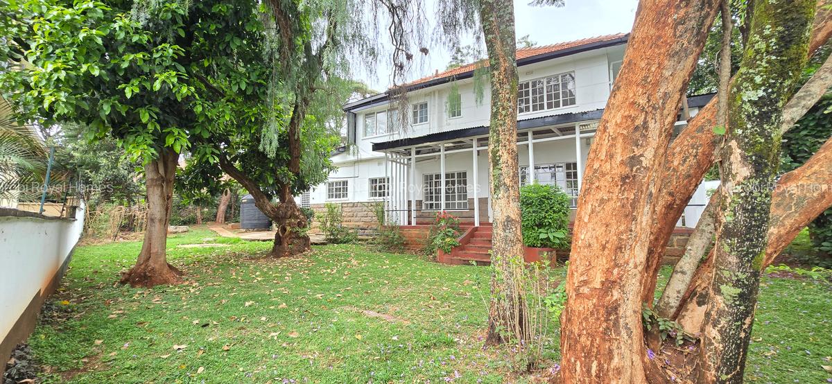 3 Bed Townhouse with En Suite at Lavington Green - 15