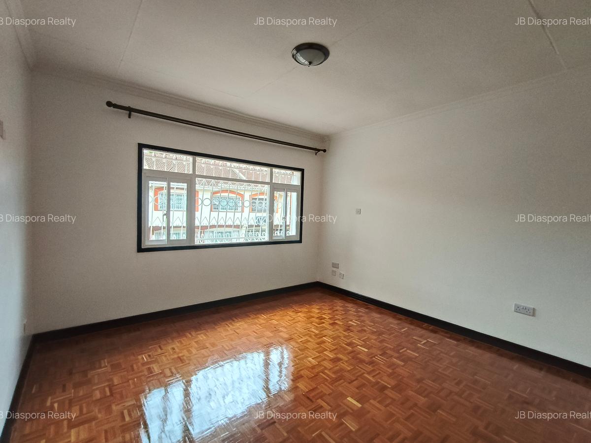 3 Bed Townhouse with En Suite at School Lane - 14