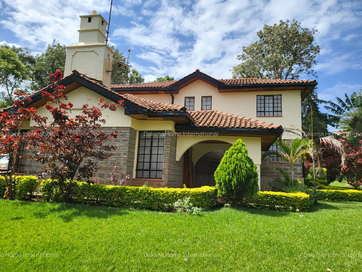 5 Bed House with En Suite in Runda - 19