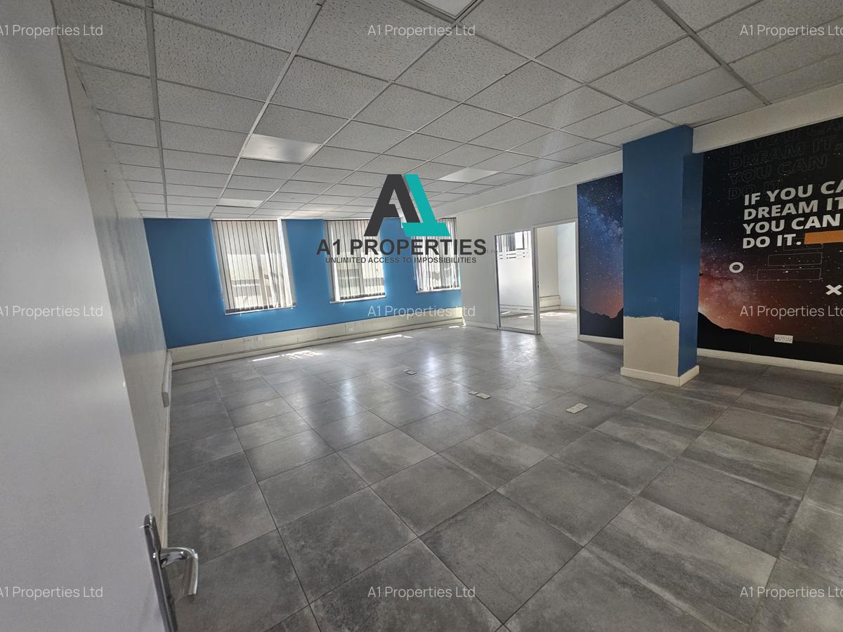 7,000 ft² Office with Service Charge Included in Kilimani - 3