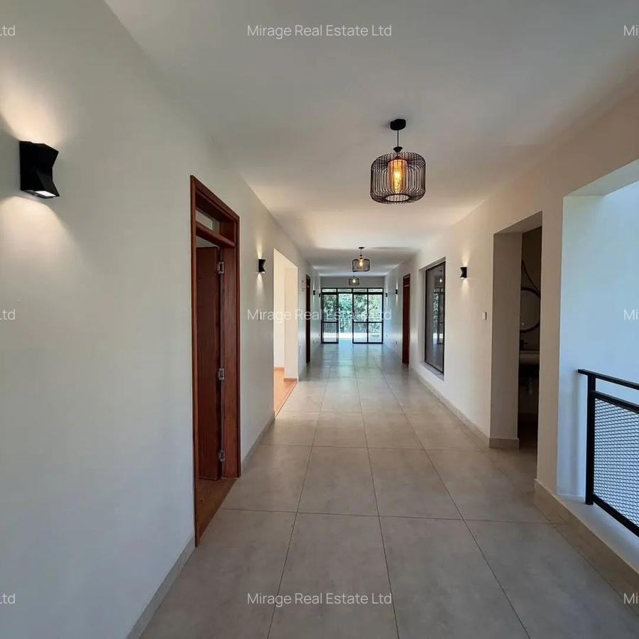 6 Bed Townhouse with En Suite in Karen - 15