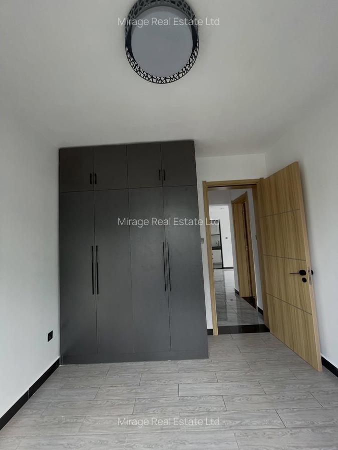 2 Bed Apartment with Swimming Pool in Kilimani - 11