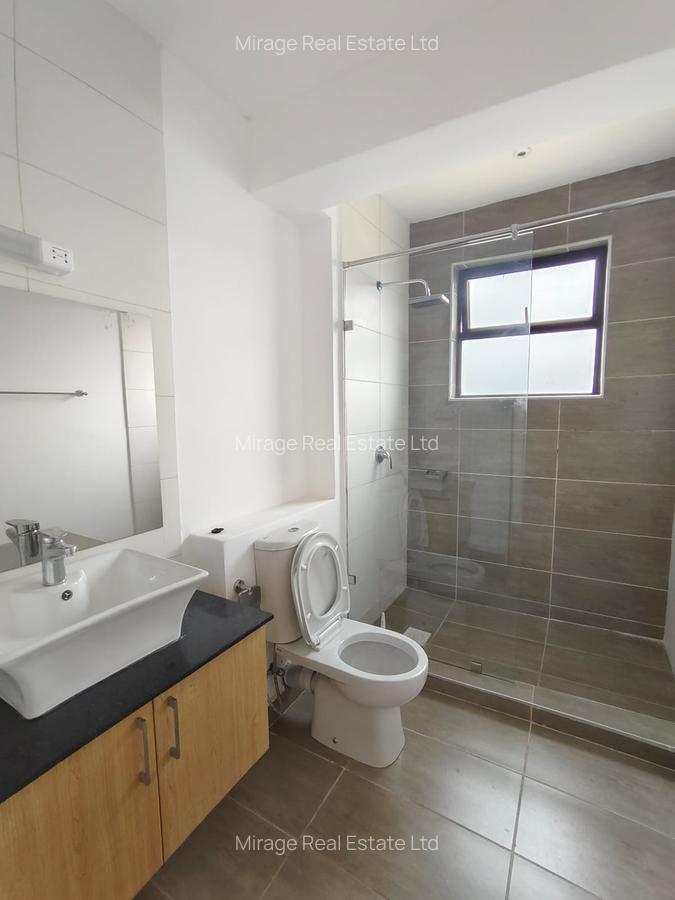 2 Bed Apartment with Swimming Pool in Kilimani - 11