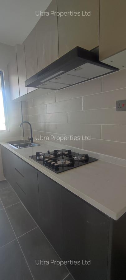 2 Bed Apartment with En Suite in Lavington - 5