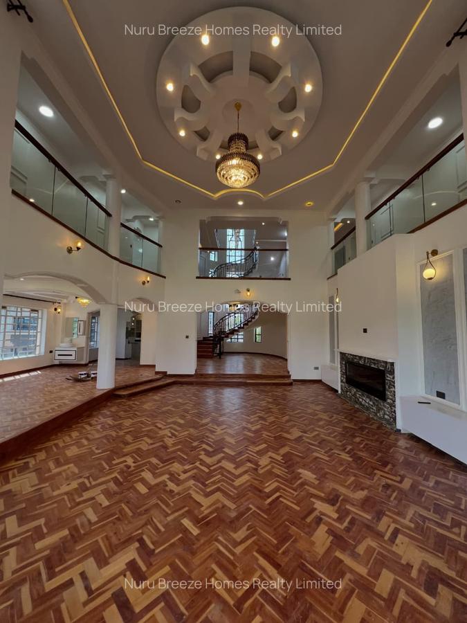6 Bed House with En Suite in Runda - 2