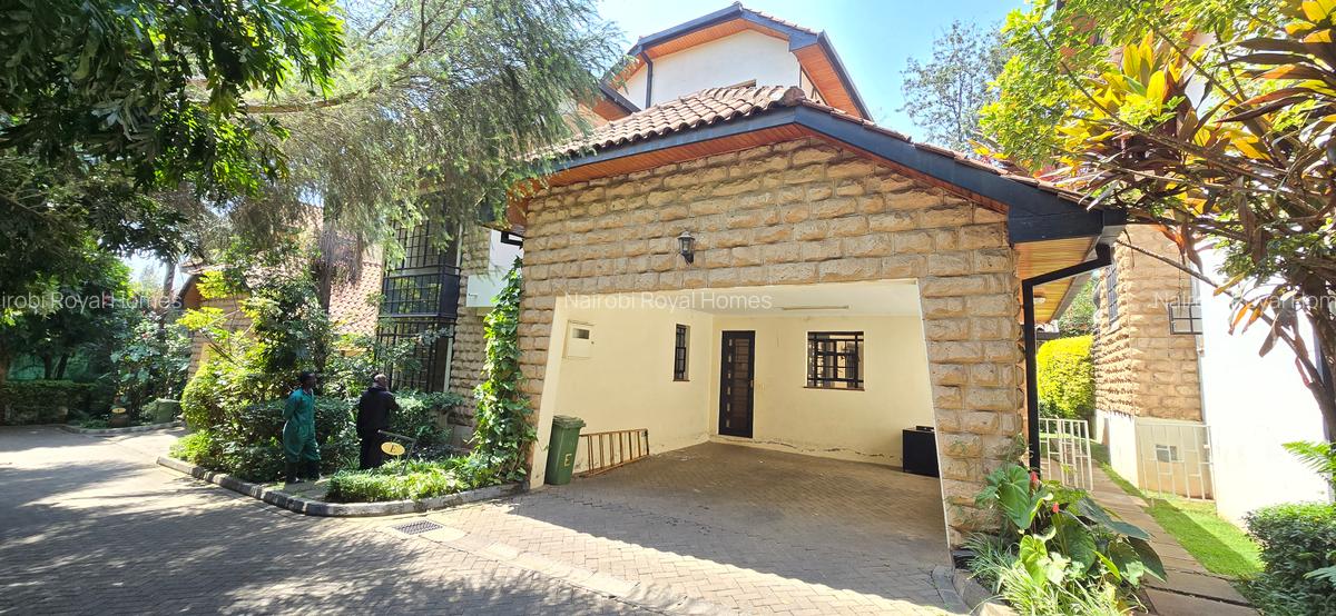 4 Bed Townhouse with En Suite at Off James Gichuru - 7