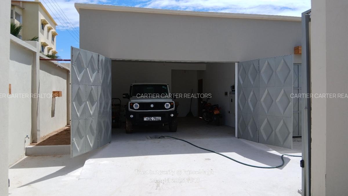 4 Bed Villa with En Suite in Watamu - 8