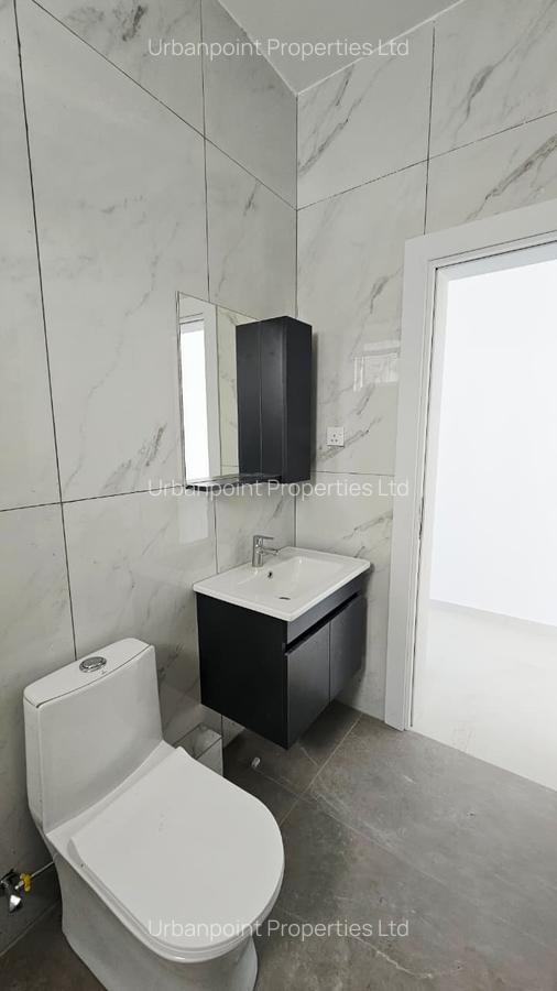 2 Bed Apartment with En Suite in Nyali Area - 15