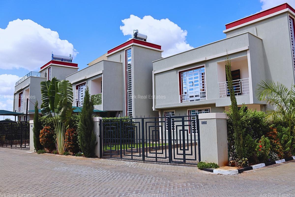 4 Bed House with En Suite in Kitengela - 2