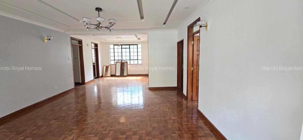 5 Bed Townhouse with En Suite at Lavington Green - 19