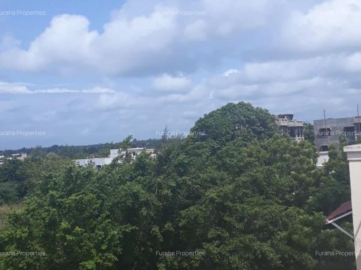 2 Bed Apartment with En Suite in Malindi - 11