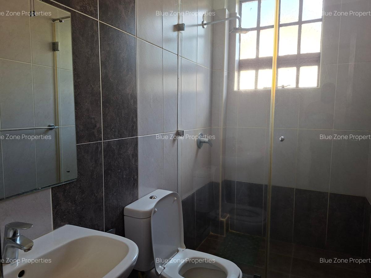 4 Bed Townhouse with En Suite at Rosslyn Lone Tree Estate Rd - 16