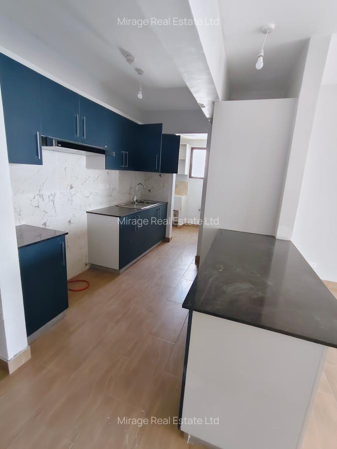 3 Bed Apartment with Swimming Pool in Garden Estate - 16