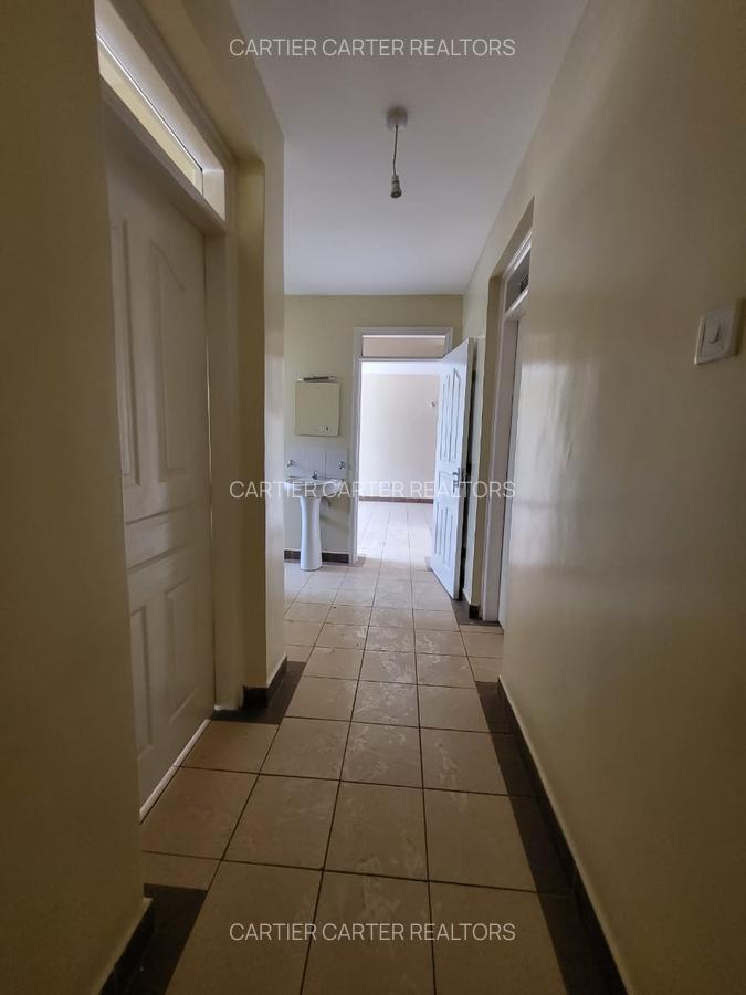 3 Bed Apartment with En Suite in Komarock - 5