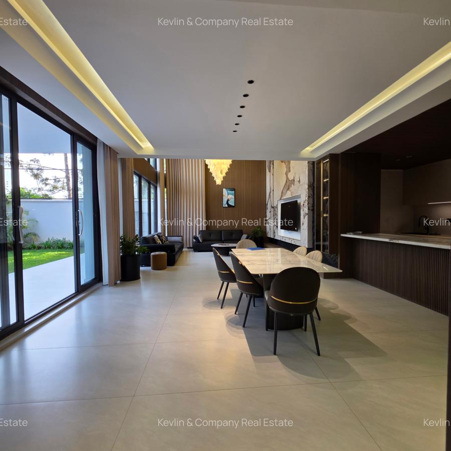 5 Bed Villa with En Suite in Lavington - 2
