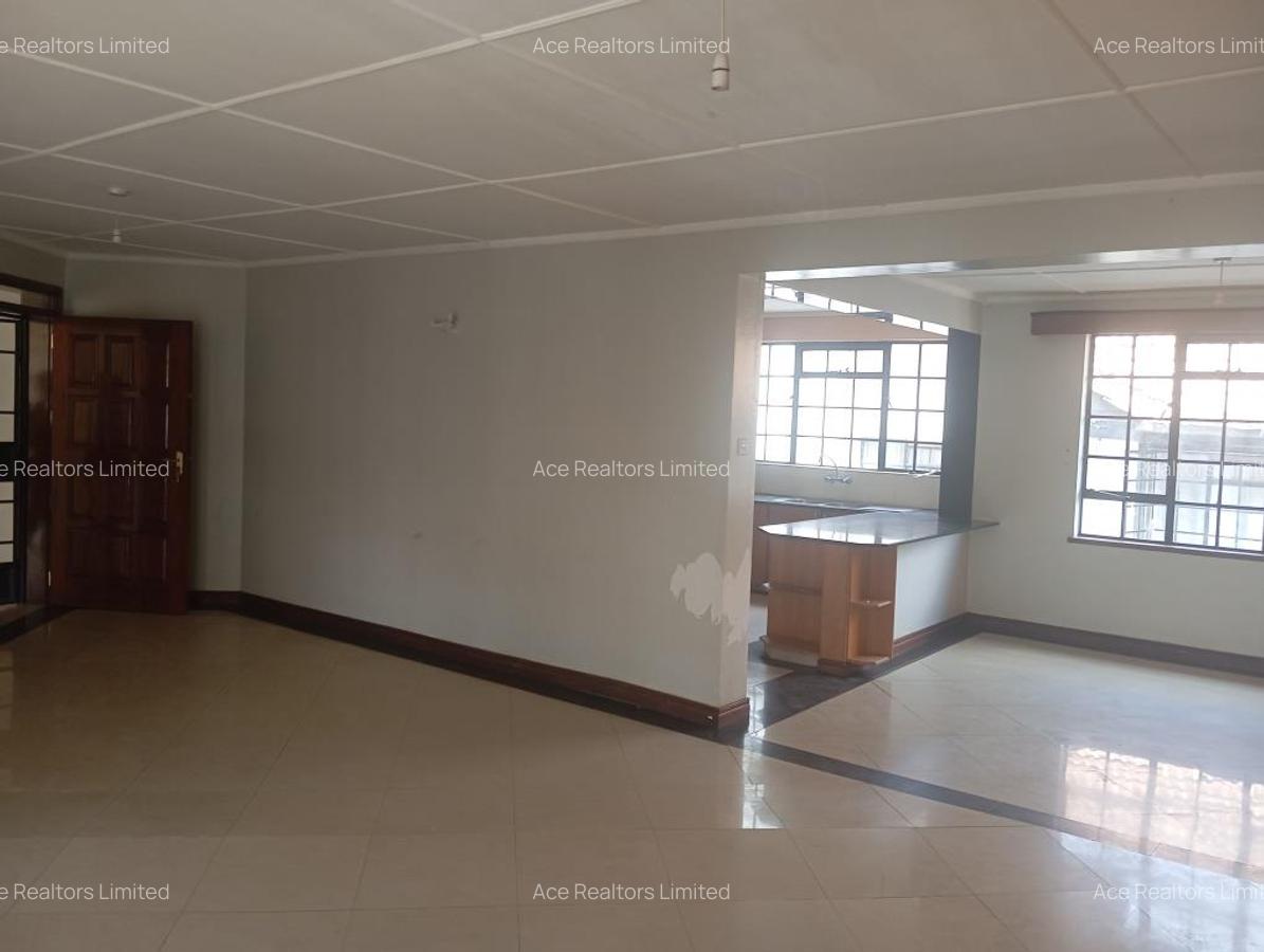 3 Bed Apartment with En Suite at Valley Arcade - 5
